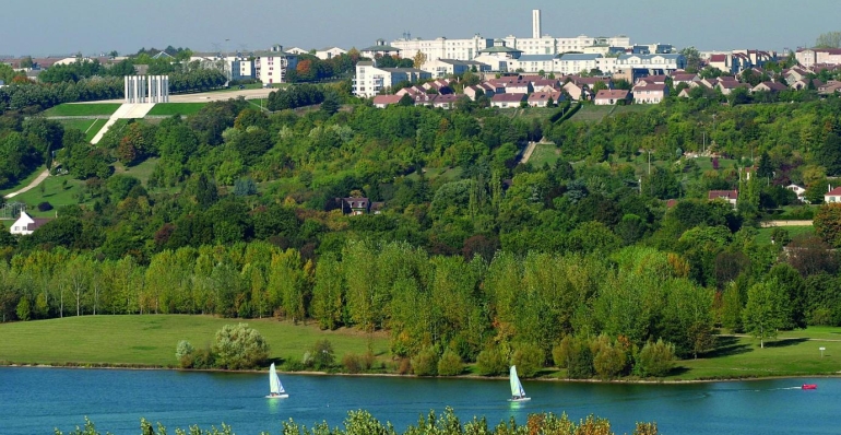 Rénovation de menuiseries à Cergy et ses environs : faites appel à notre agence de Pontoise