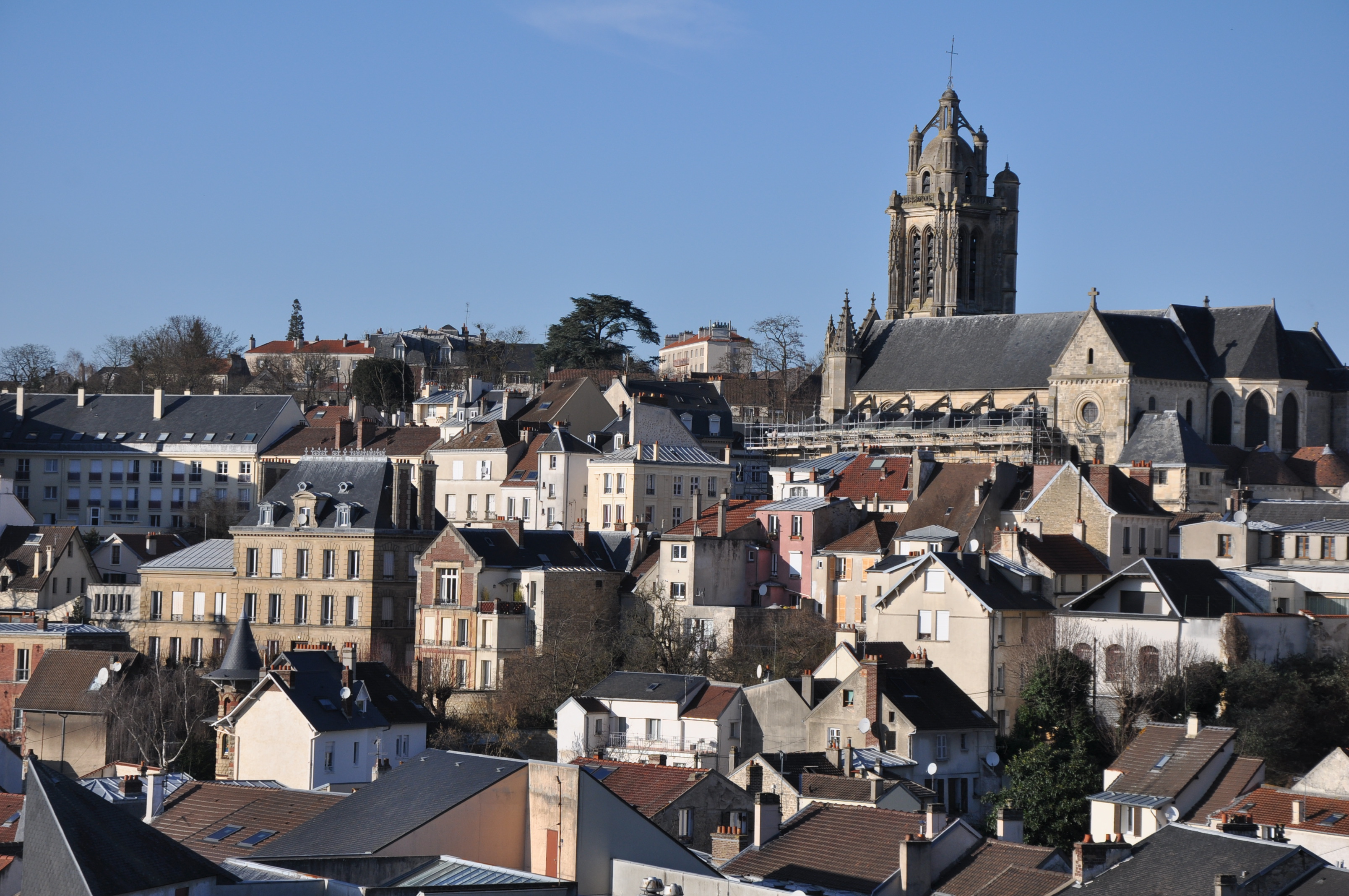 Installation de portails à Conflans-Sainte-Honorine : LCSM vous accompagne de A à Z