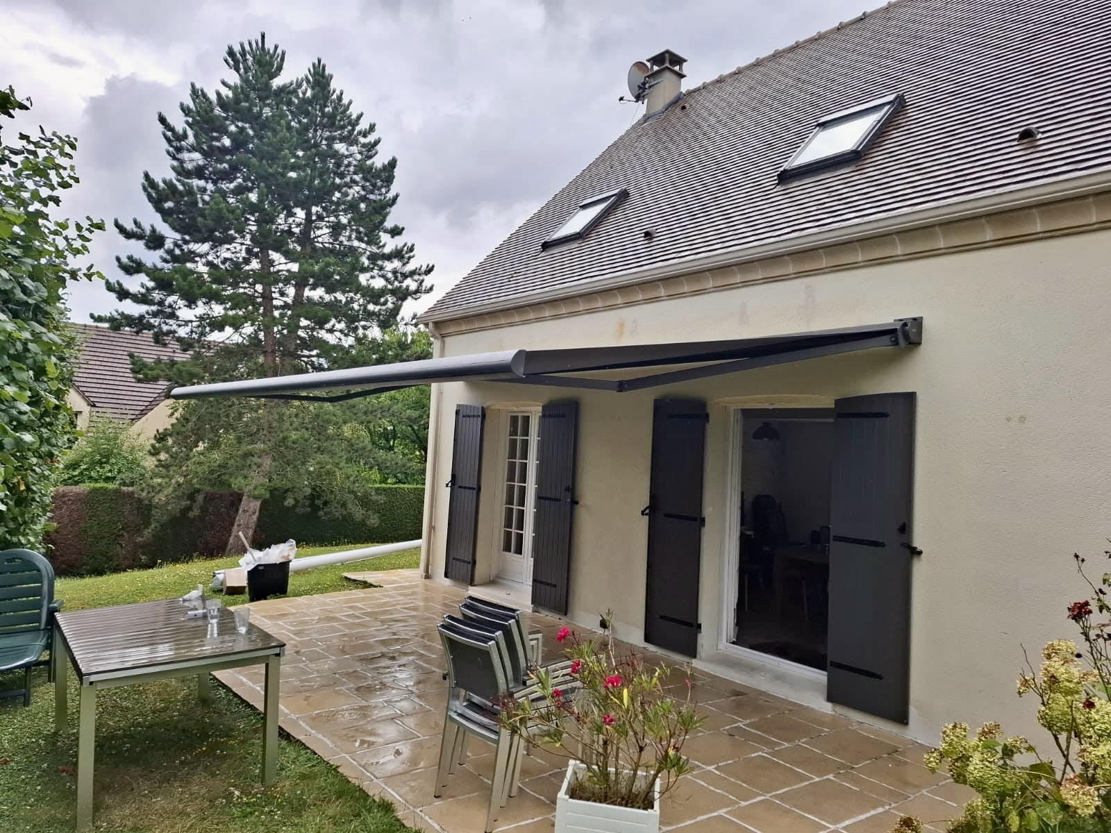 Réalisation LCSM d'un store banne à Villennes-sur-Seine