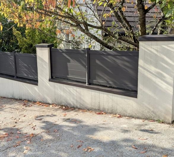 32b758c6 7223 45b7 B074 95b9b9266a98